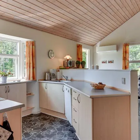 Holiday home Herlugh - 1km To The Inlet In Western Jutland By Interhome *