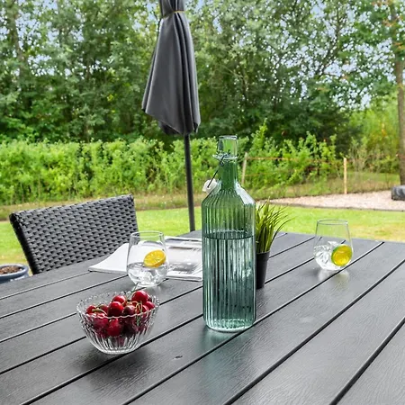 Herlugh - 1km To The Fjord By Interhome